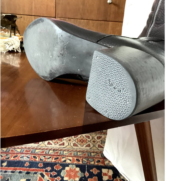 Everlane Pointed Toe Boss Ankle Booties - Picture 6 of 6